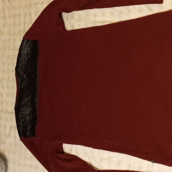 Guess Shirt - Picture 3 of 3